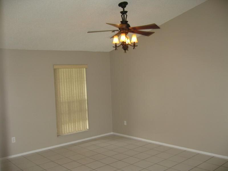 WATERCHASE WEST PL 1 - Residential Lease