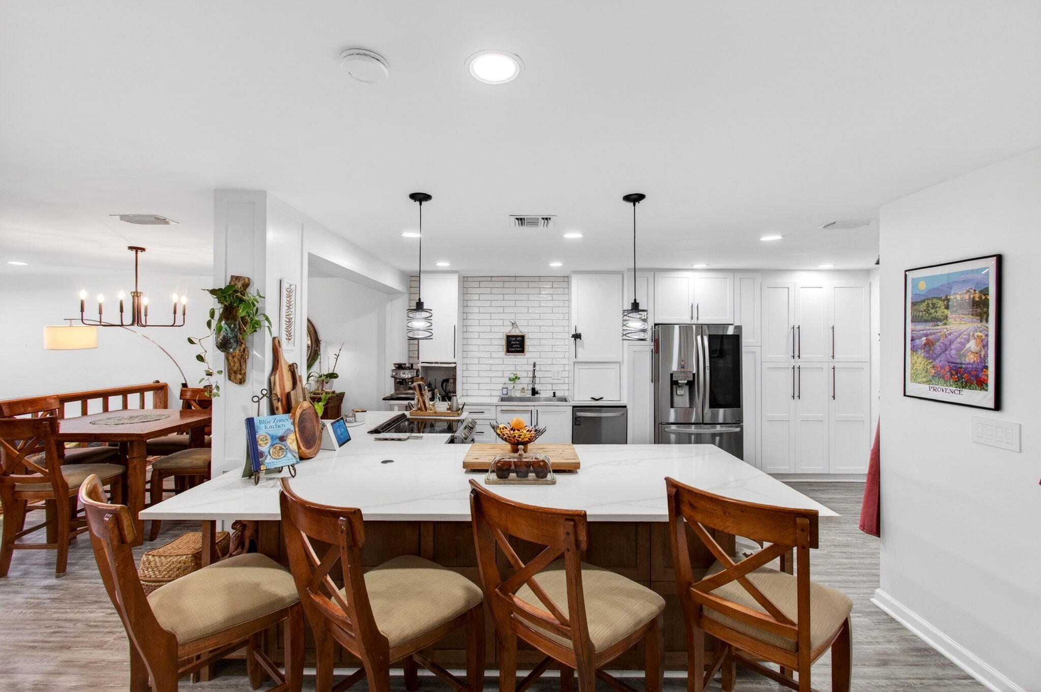 CYPRESS POINT - Residential