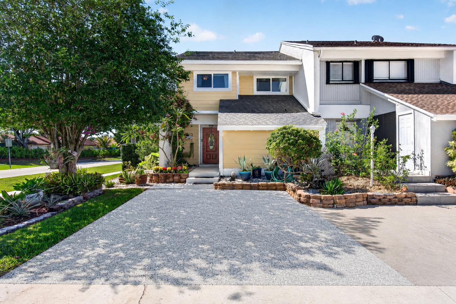 CYPRESS POINT - Residential