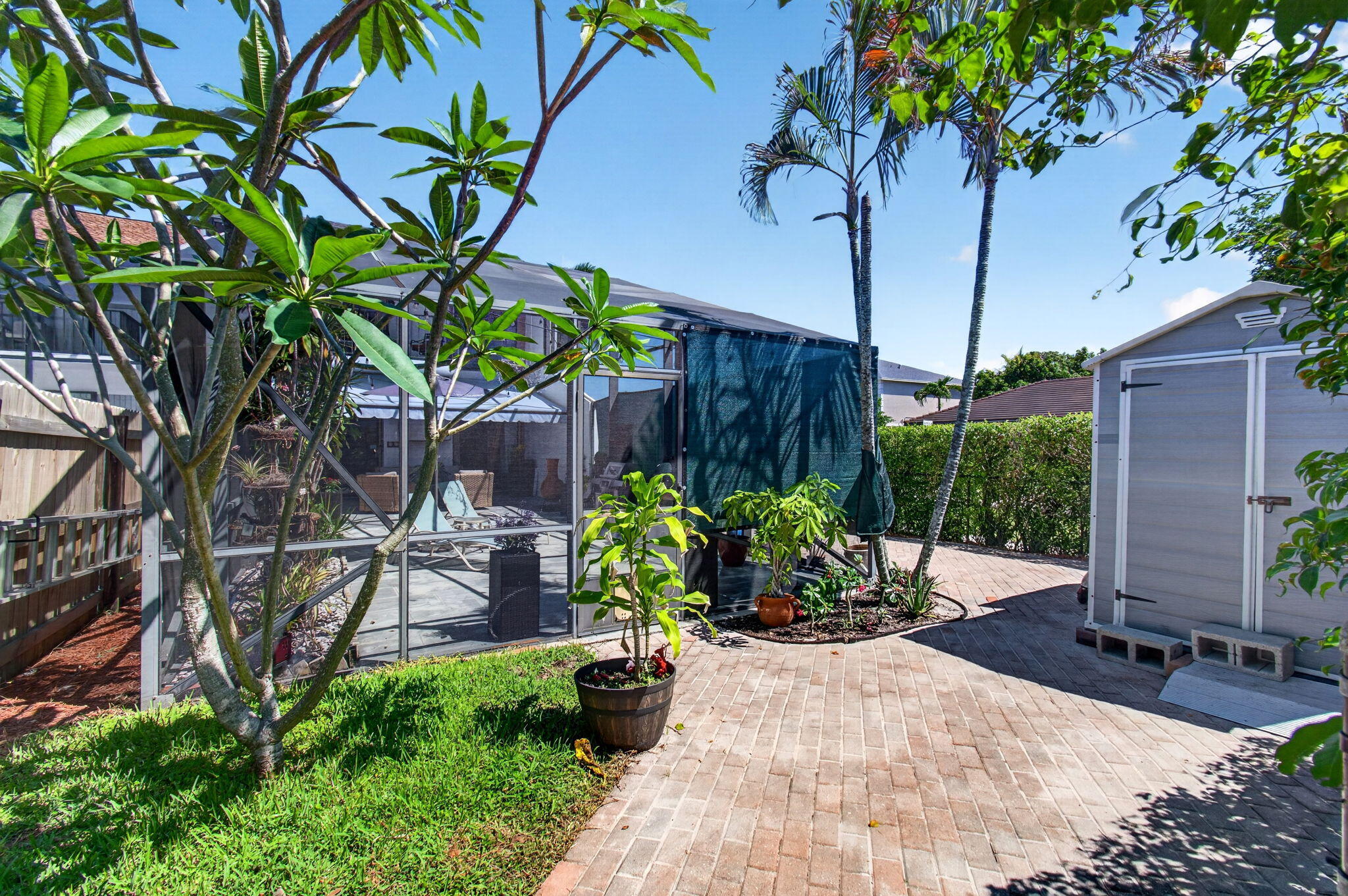 CYPRESS POINT - Residential