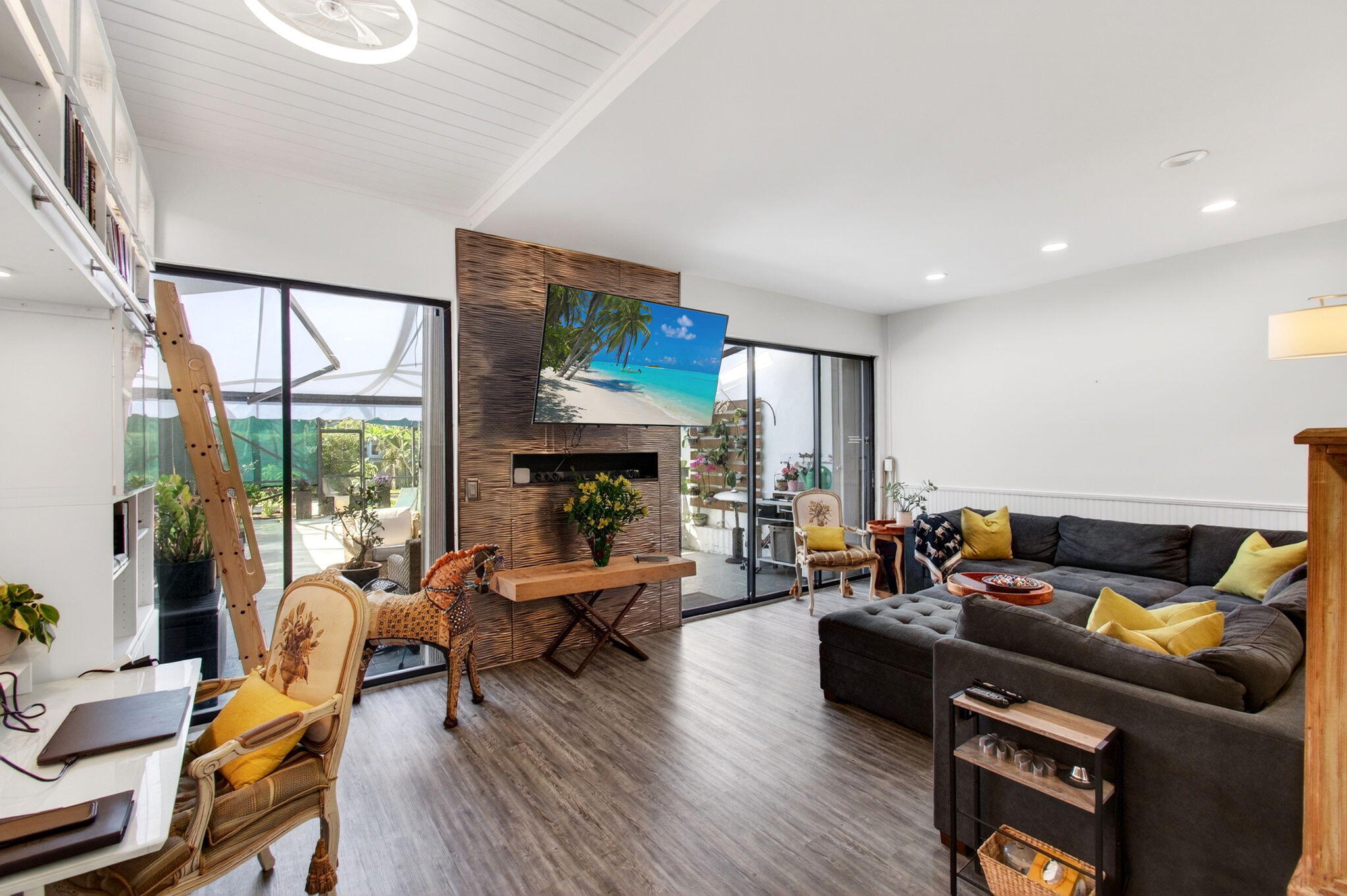 CYPRESS POINT - Residential