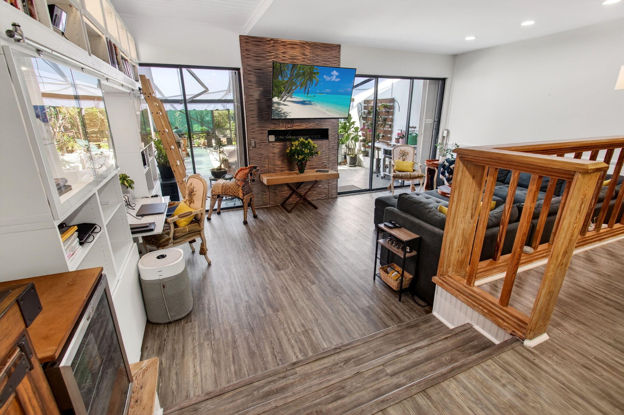 CYPRESS POINT - Residential