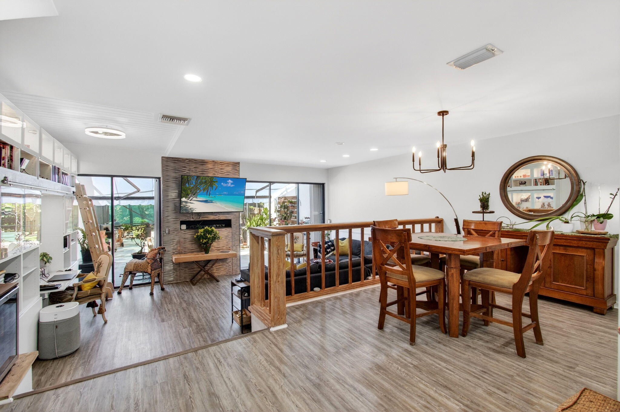CYPRESS POINT - Residential