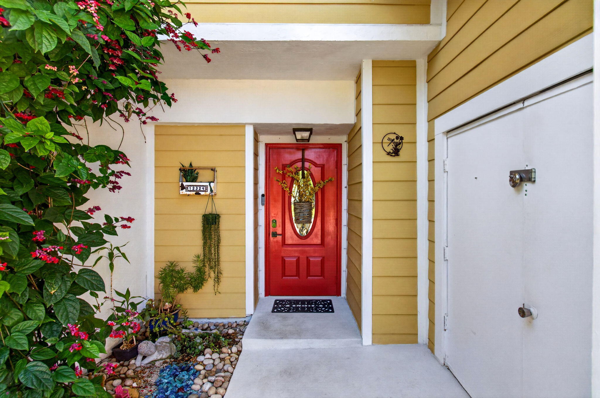 CYPRESS POINT - Residential