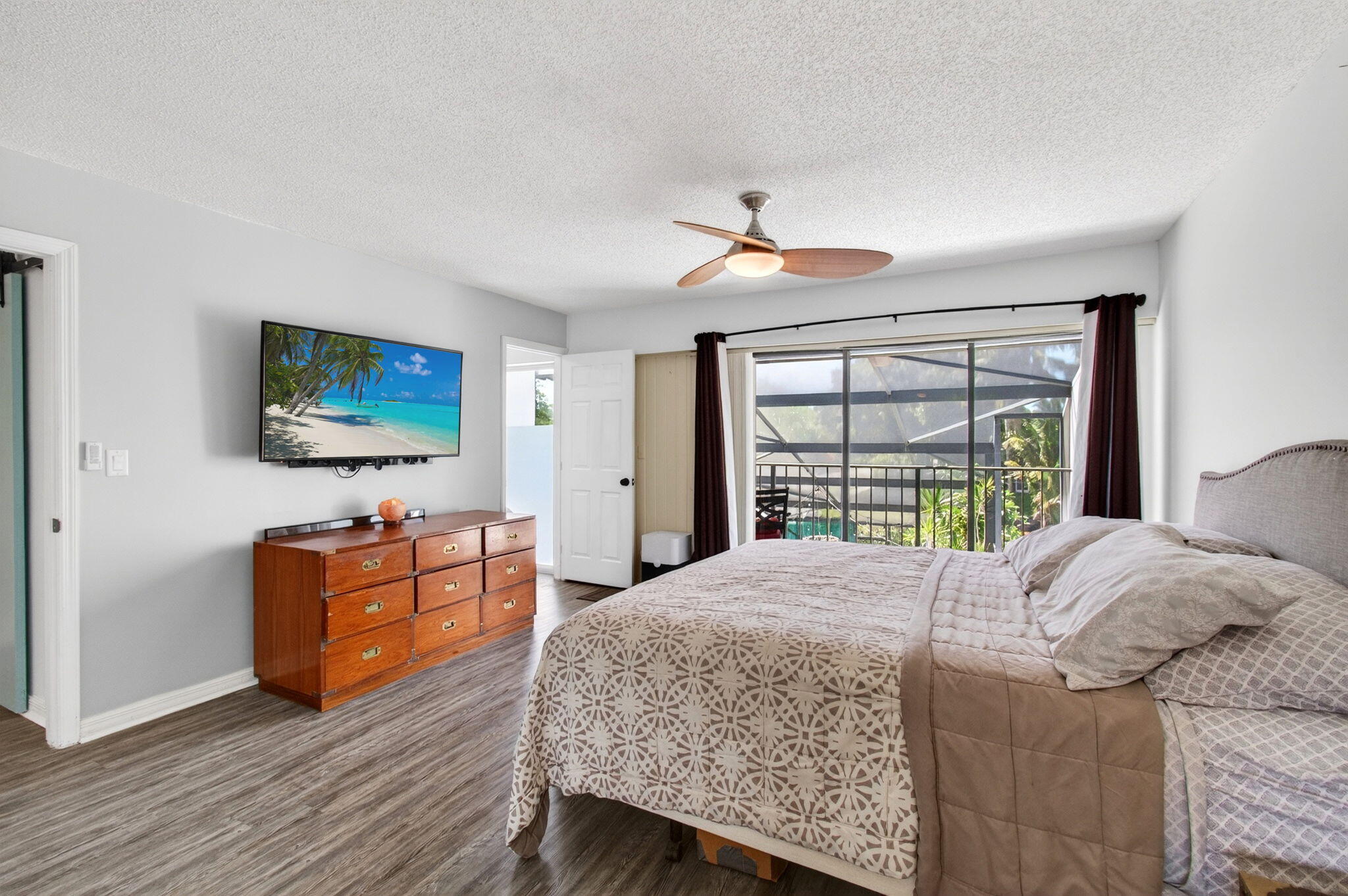 CYPRESS POINT - Residential