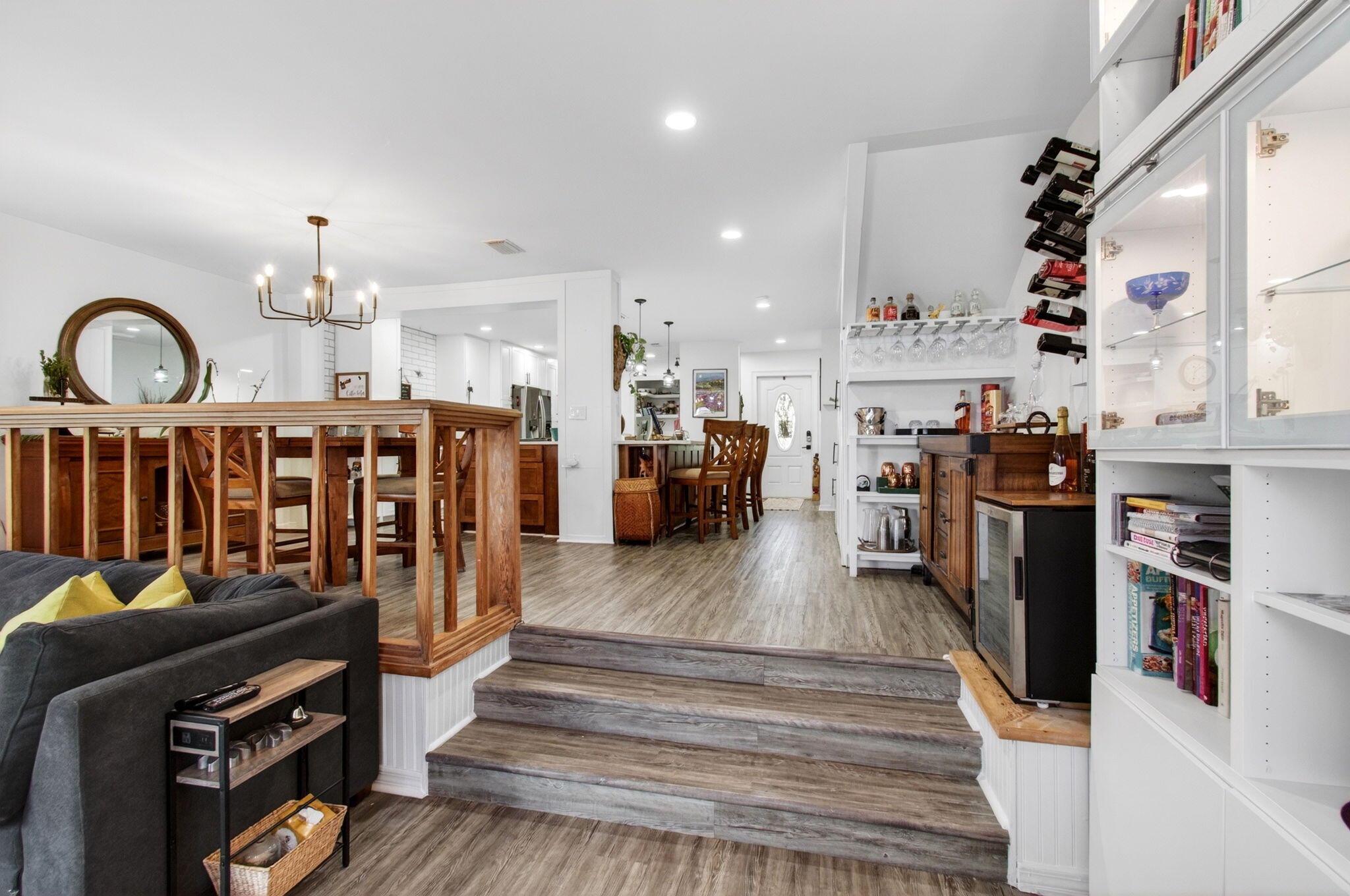 CYPRESS POINT - Residential