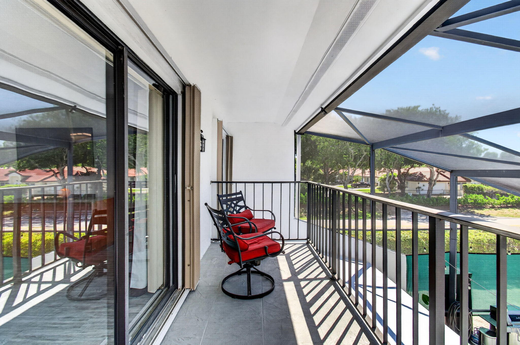 CYPRESS POINT - Residential