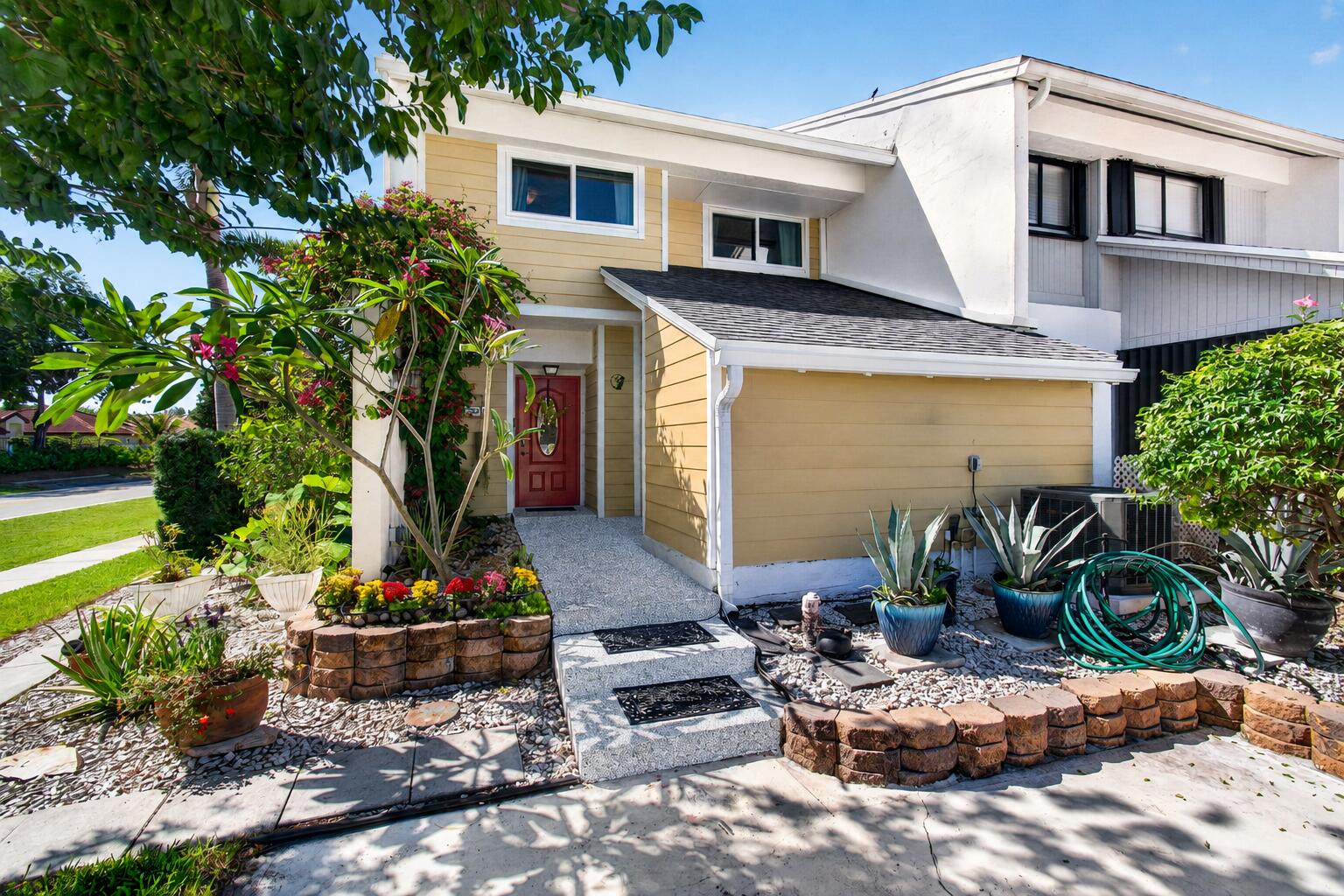 CYPRESS POINT - Residential