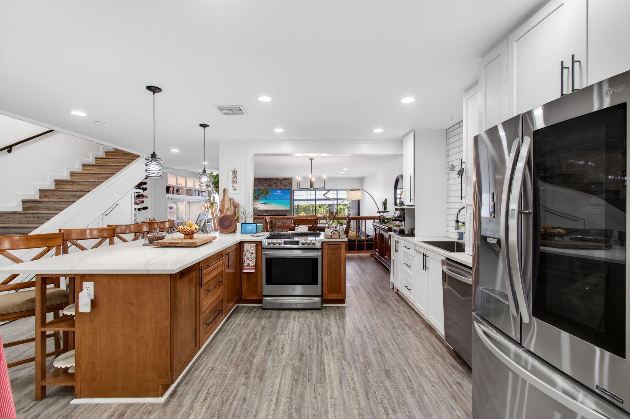 CYPRESS POINT - Residential