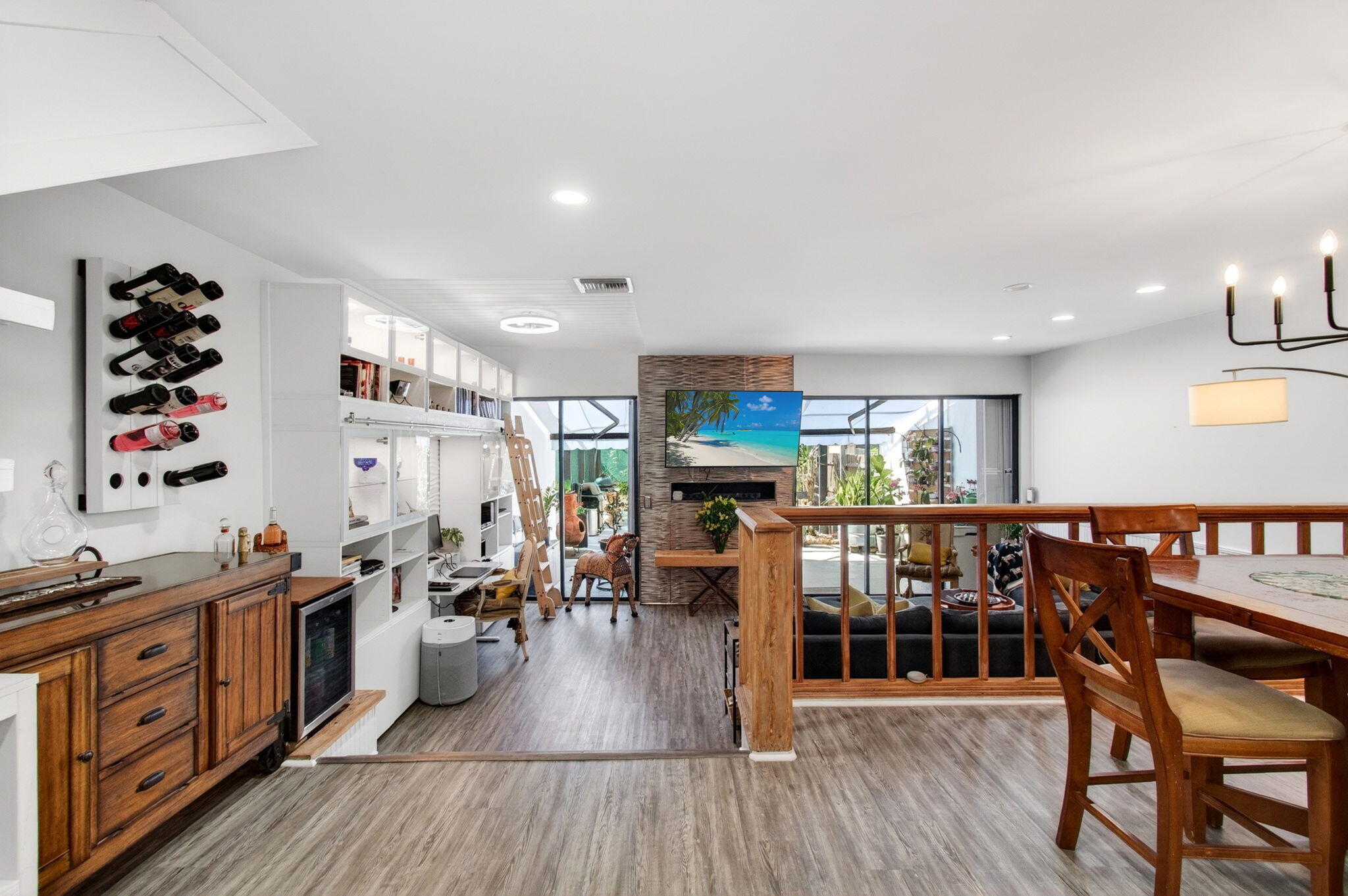CYPRESS POINT - Residential