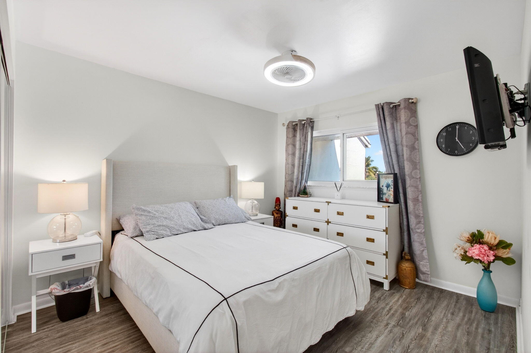 CYPRESS POINT - Residential