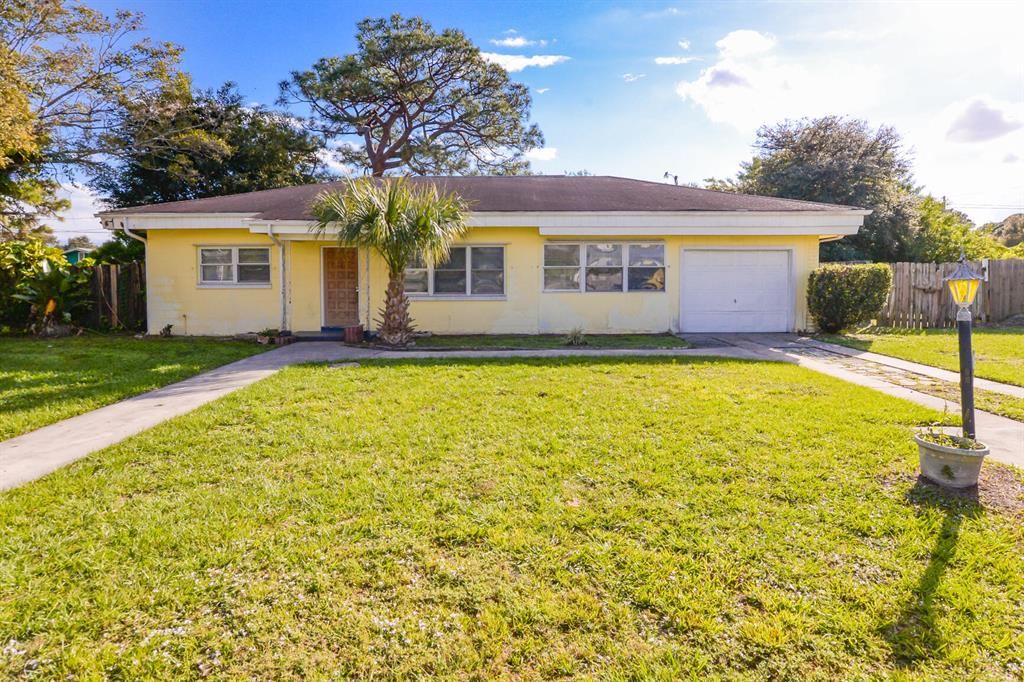 Photo of 2417 Saint Lucie Boulevard, Fort Pierce, FL 34946 (MLS # R10770317)