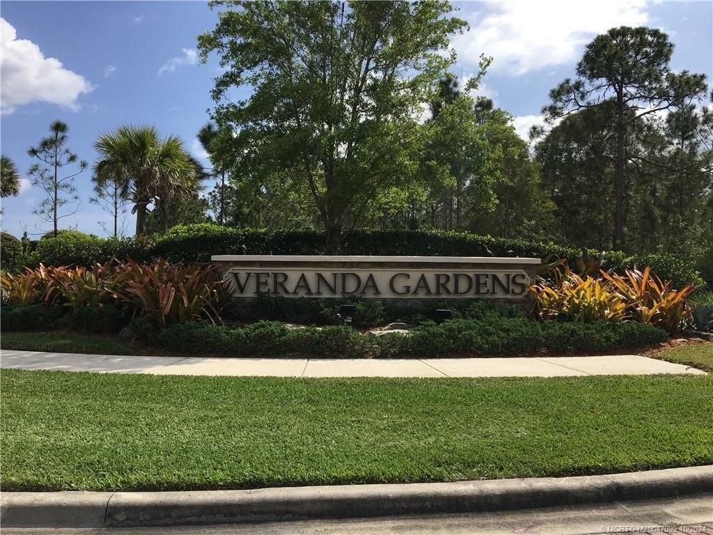 Photo of 861 SE Courances Drive, Port Saint Lucie, FL 34984 (MLS # R11027903)