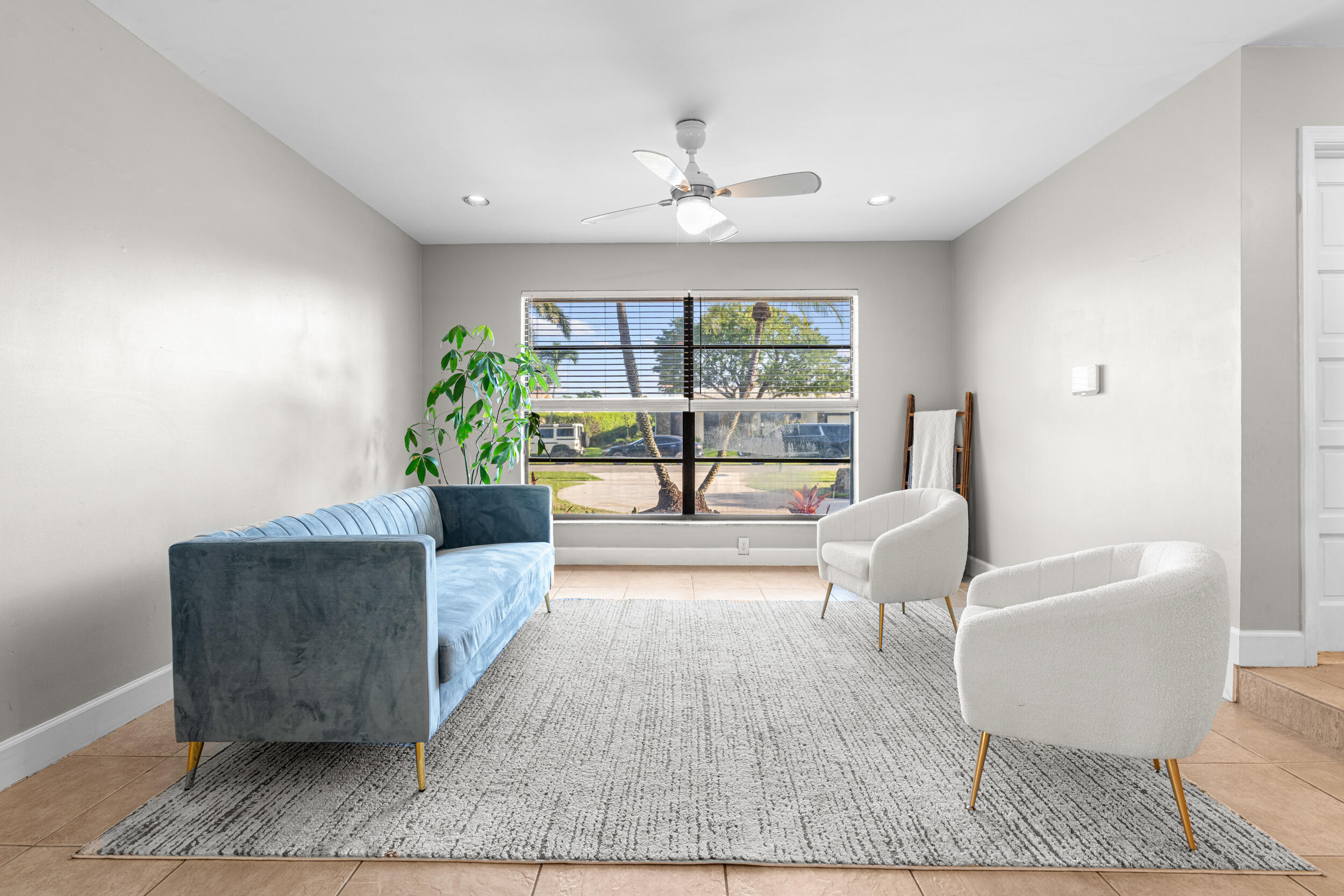 BOCA GREENS - Residential