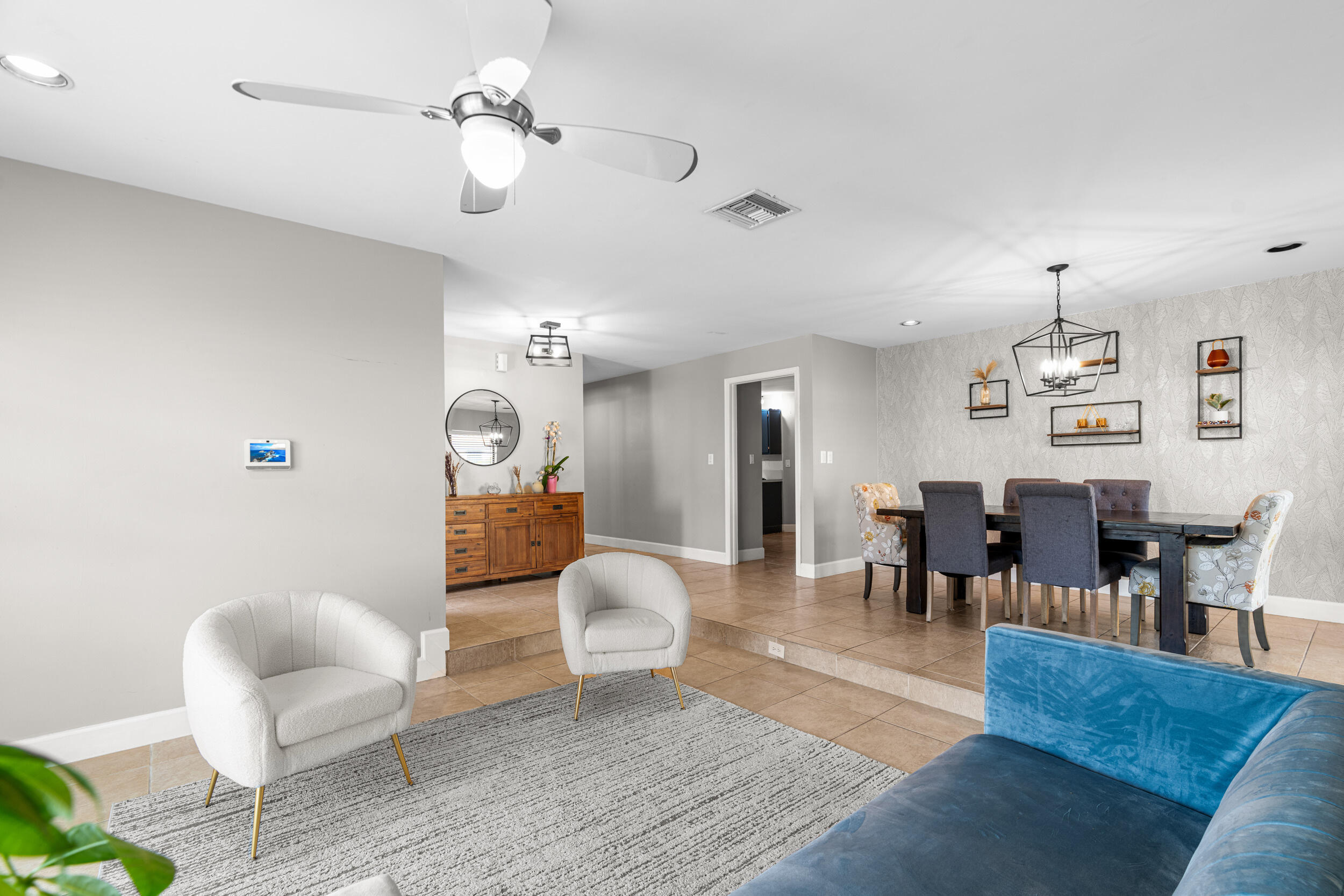 BOCA GREENS - Residential