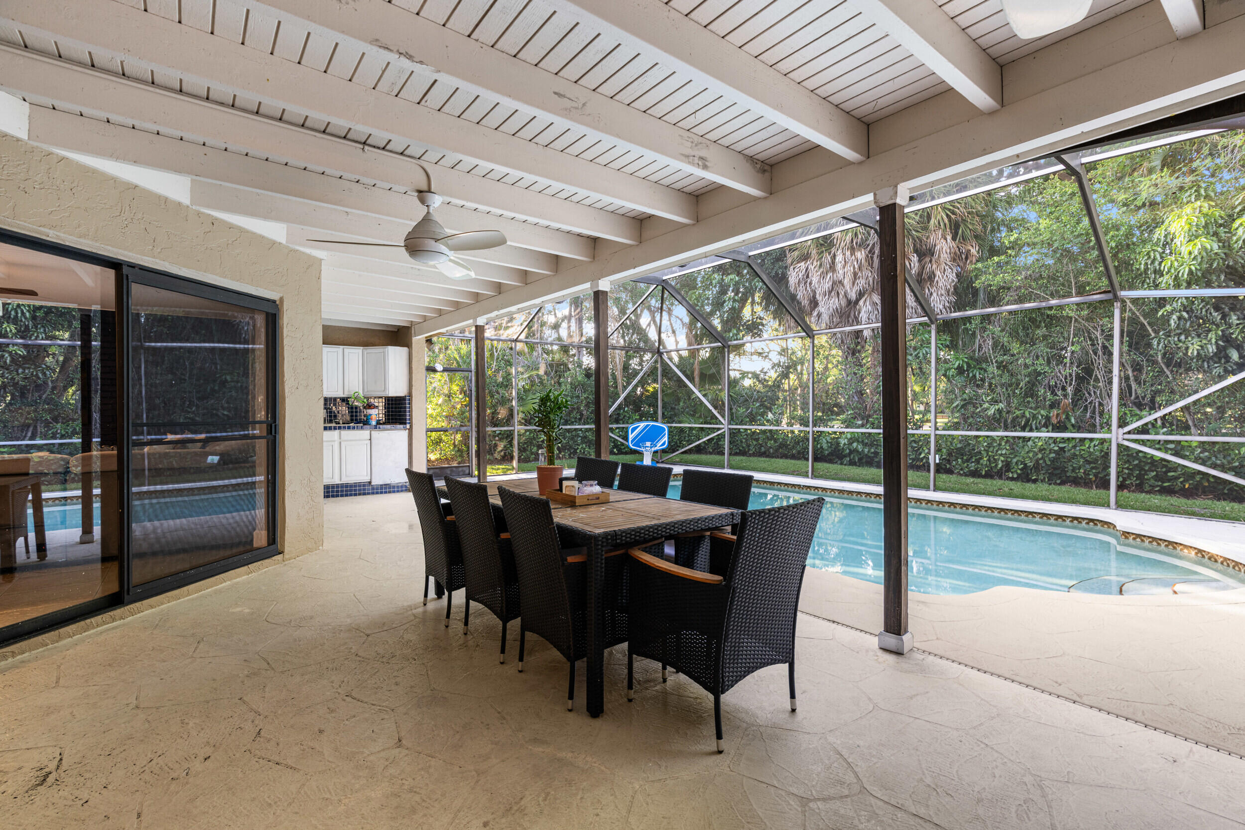 BOCA GREENS - Residential