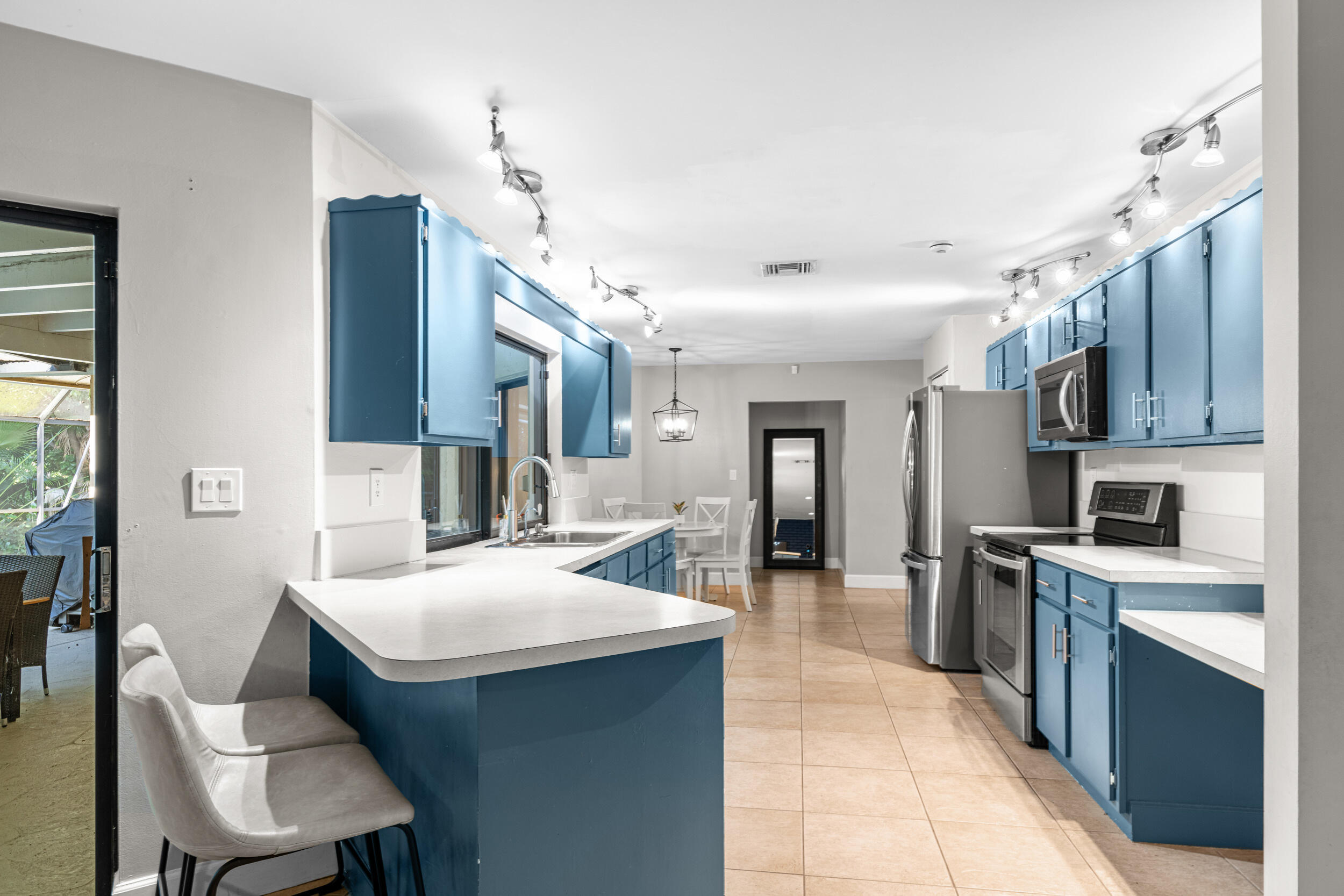 BOCA GREENS - Residential