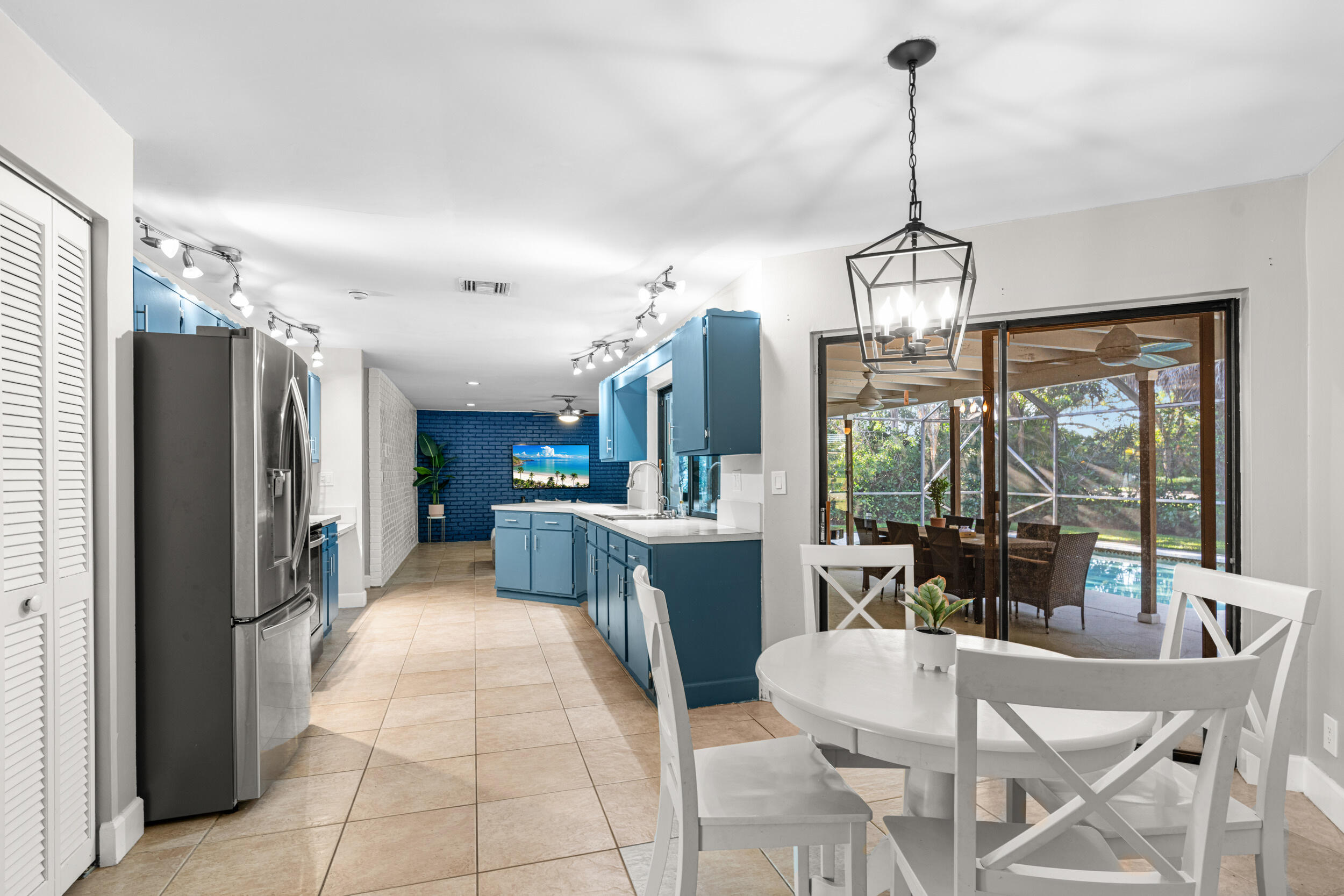 BOCA GREENS - Residential