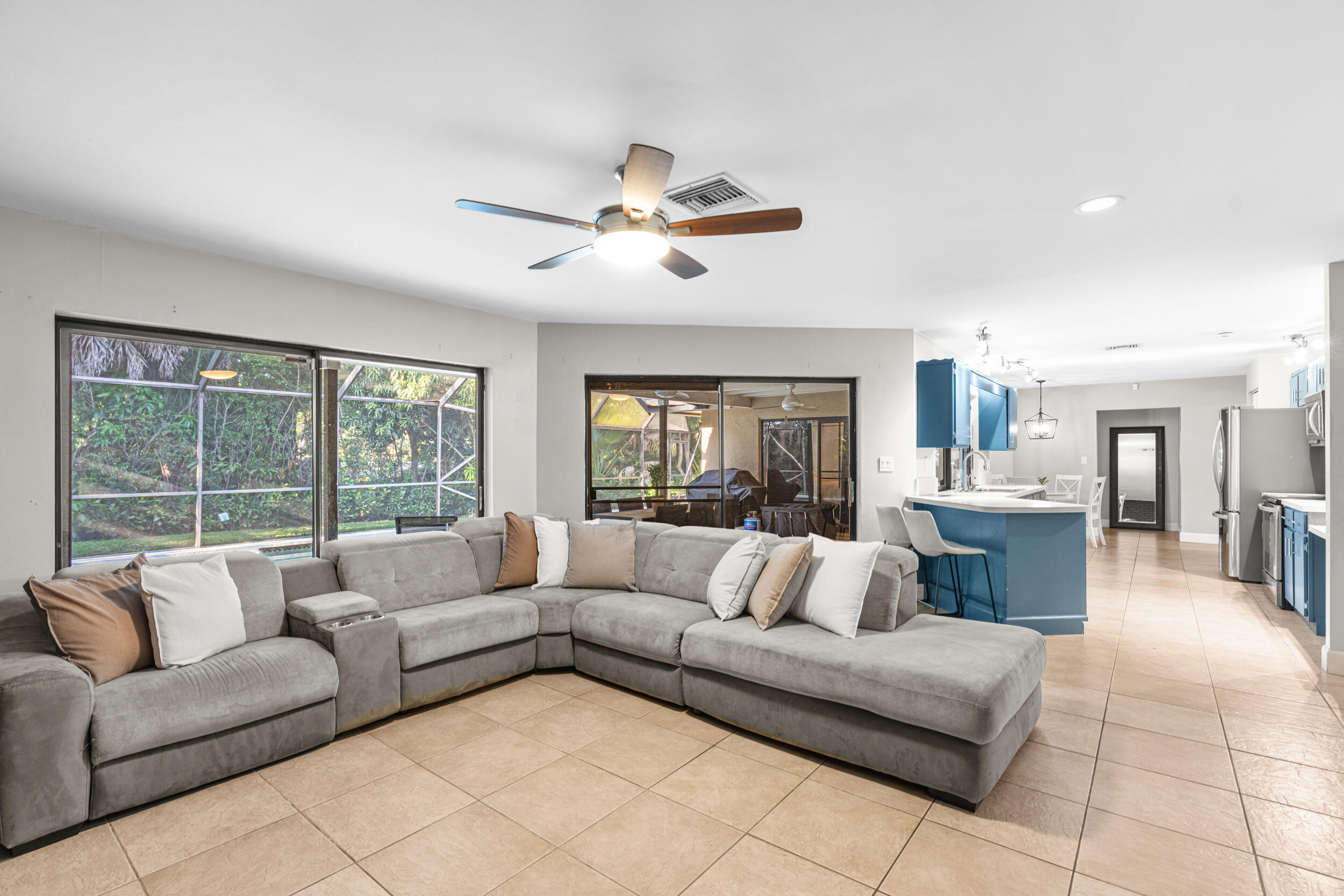 BOCA GREENS - Residential