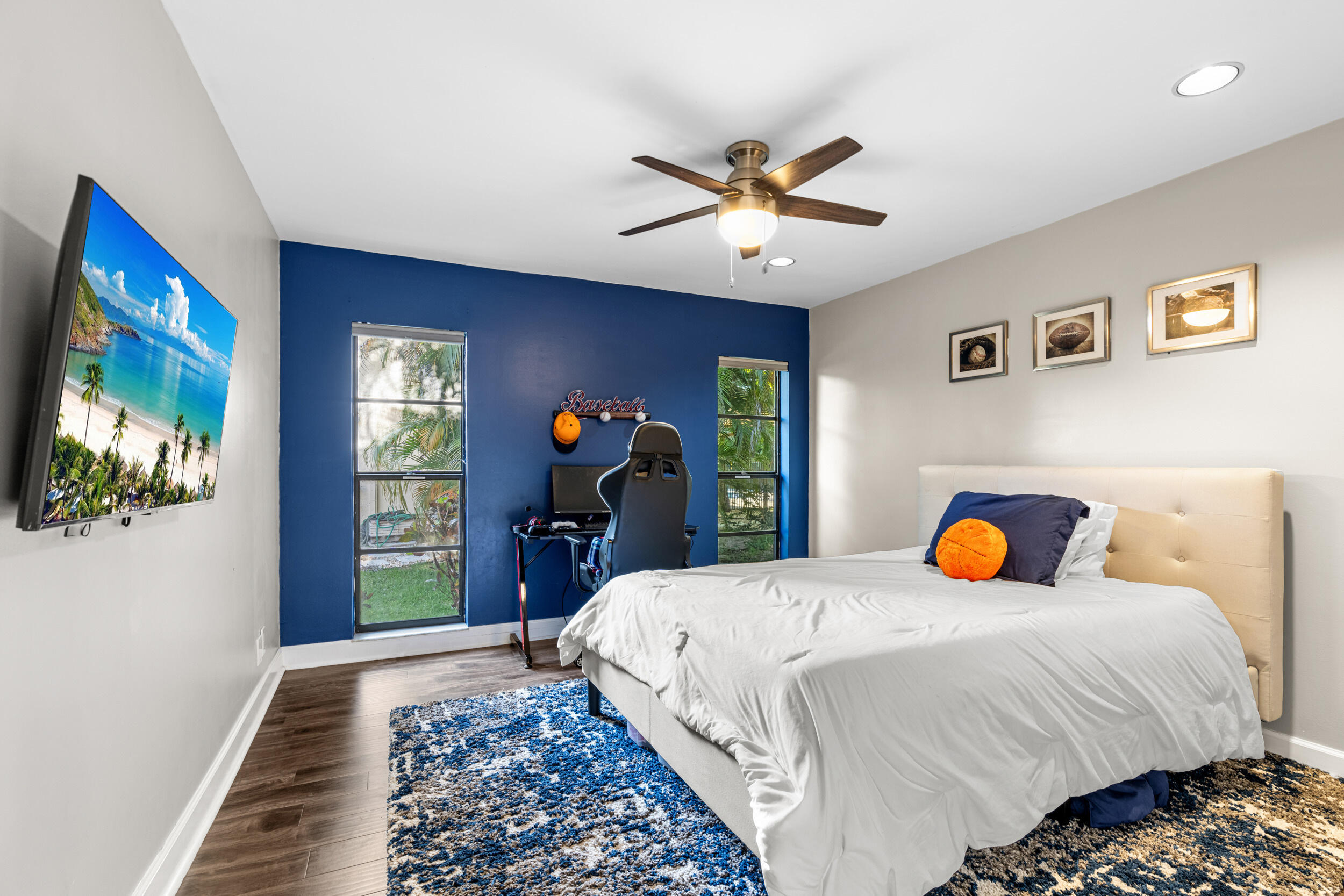 BOCA GREENS - Residential