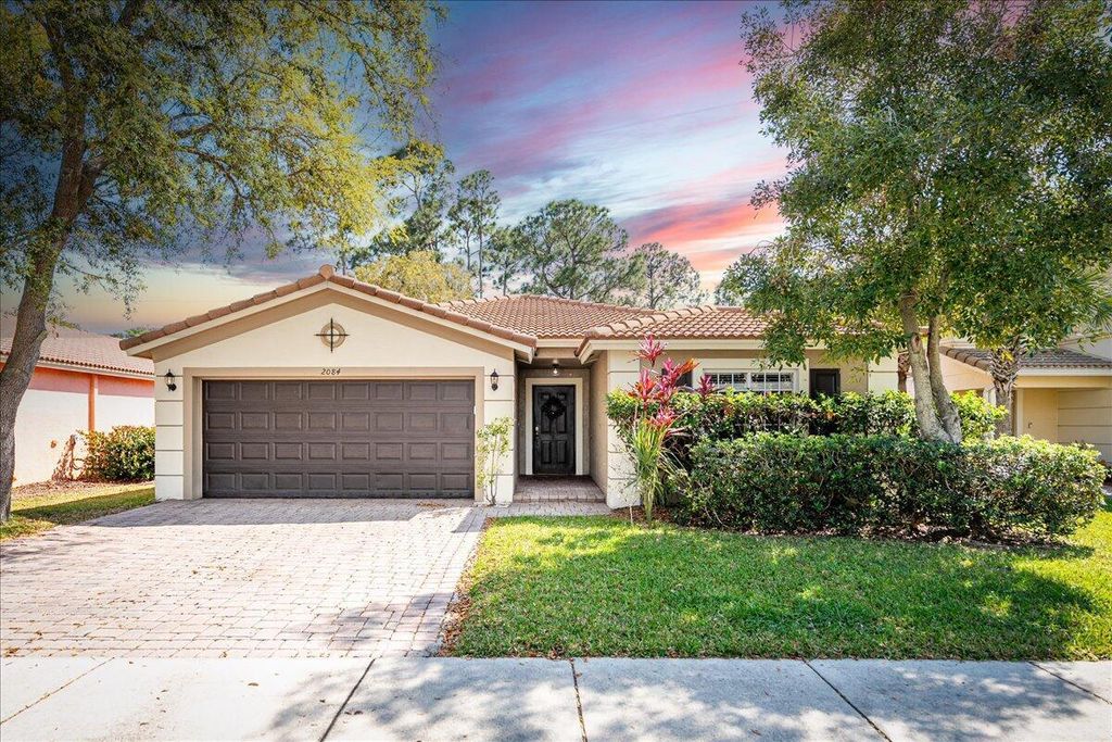 Photo of 2084 SW Marblehead Way, Port Saint Lucie, FL 34953 (MLS # R11071525)