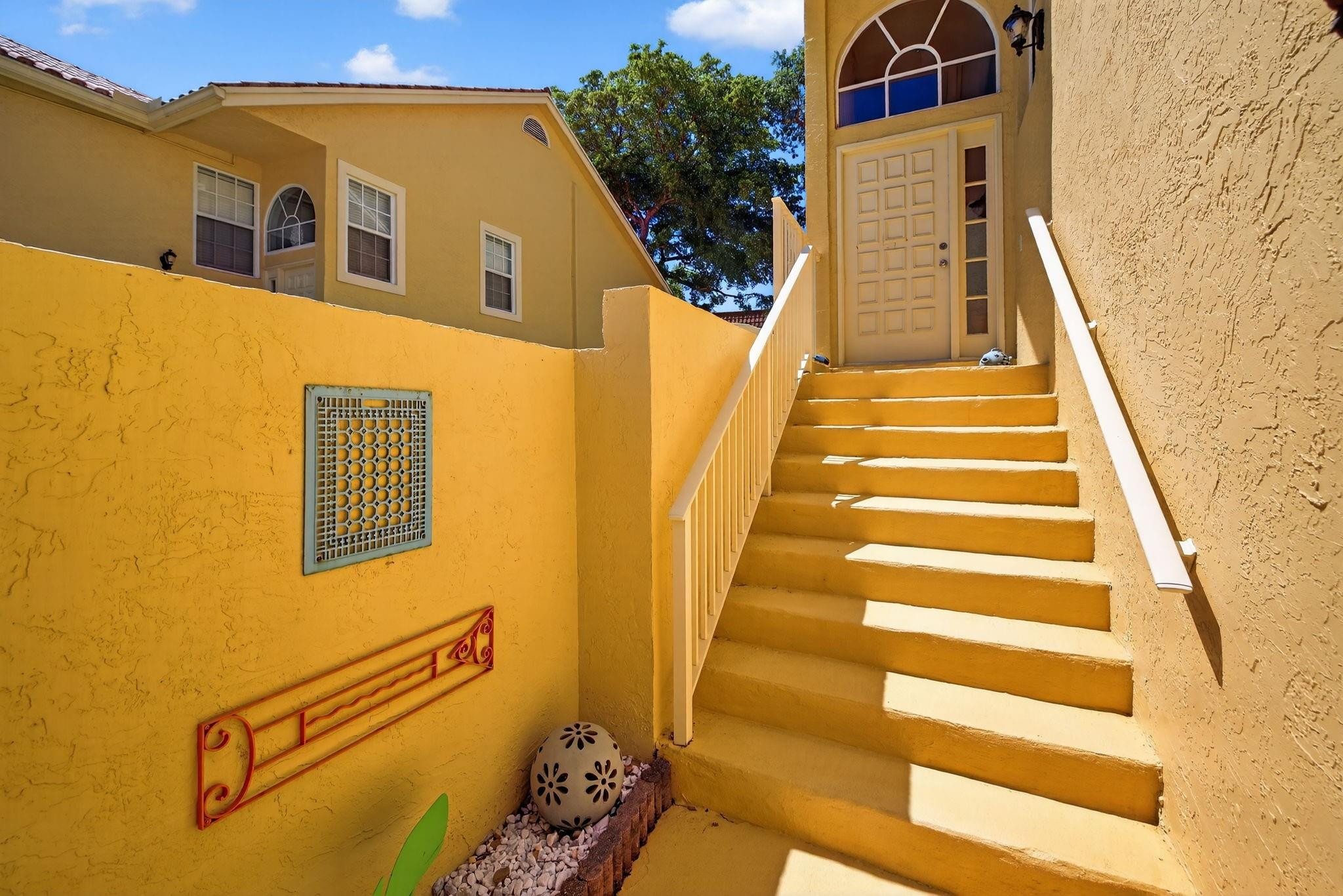 2121 S Ocean Boulevard 506