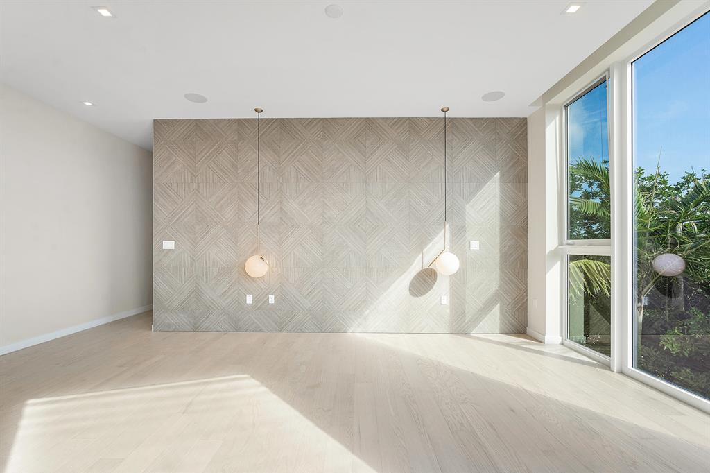 LA HACIENDA DELRAY - Residential