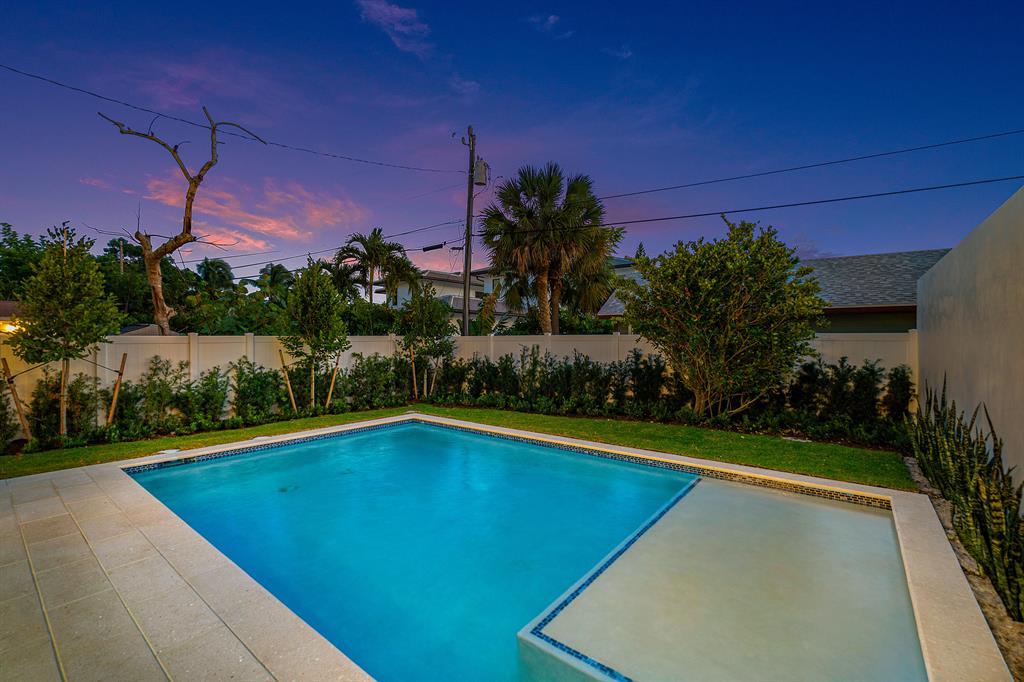 LA HACIENDA DELRAY - Residential