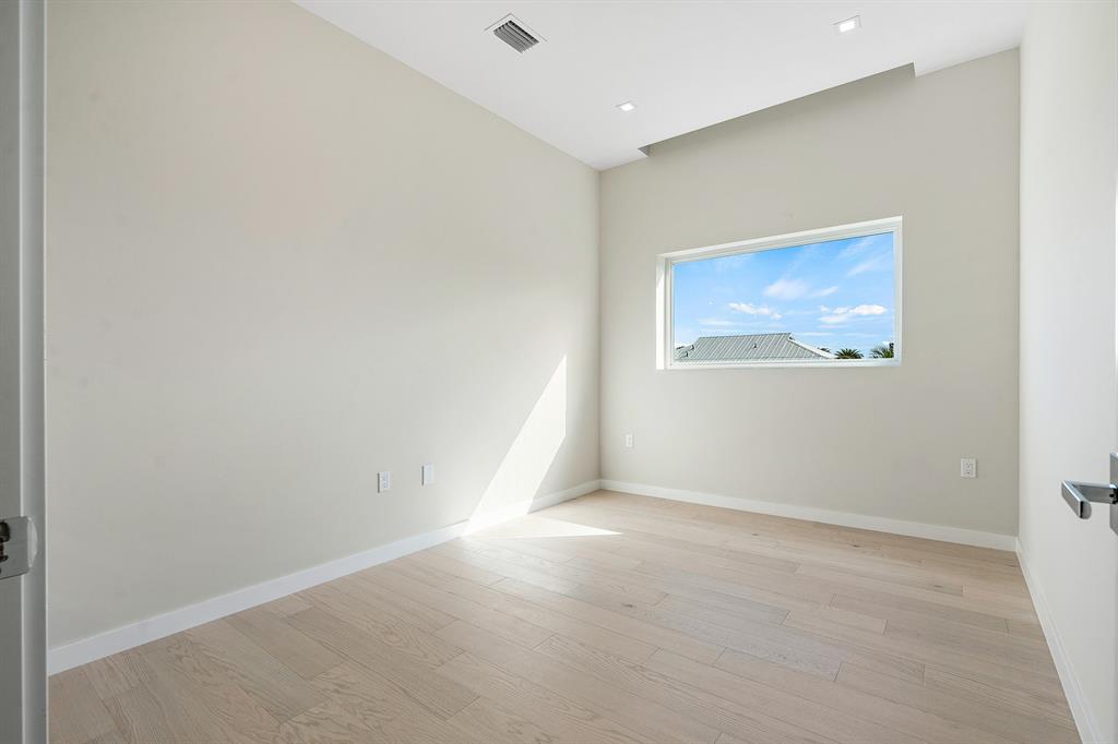 LA HACIENDA DELRAY - Residential