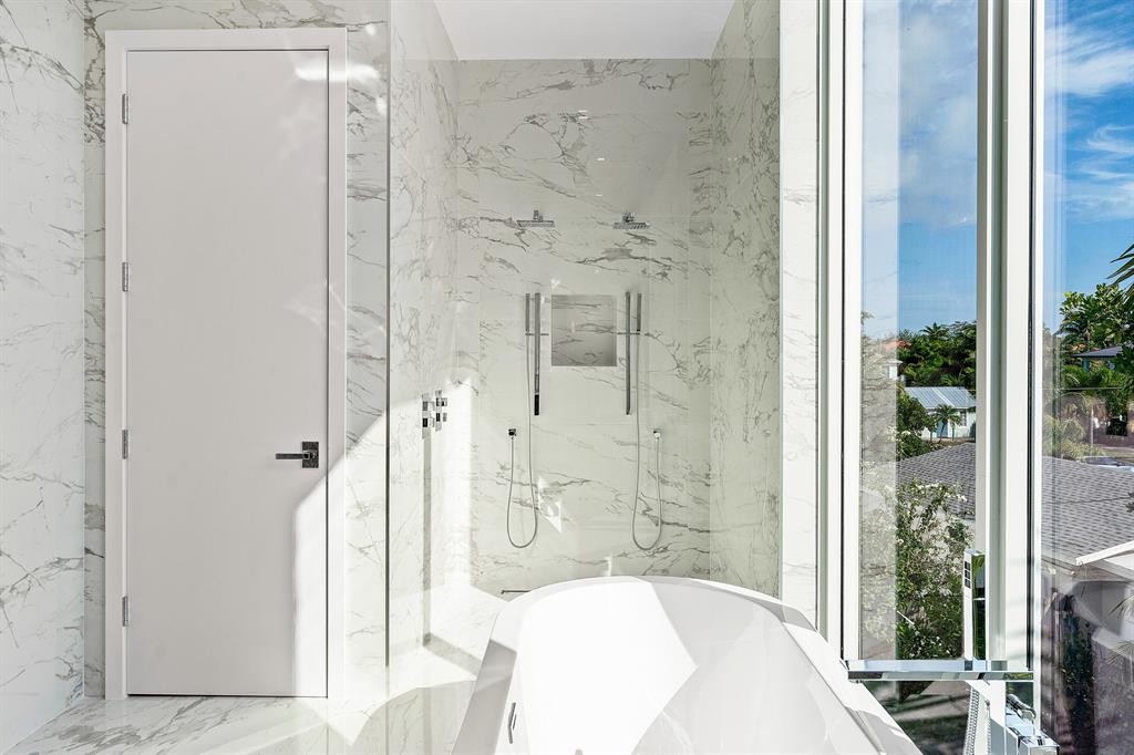 LA HACIENDA DELRAY - Residential