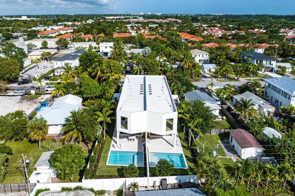 LA HACIENDA DELRAY - Residential