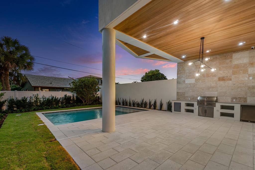 LA HACIENDA DELRAY - Residential