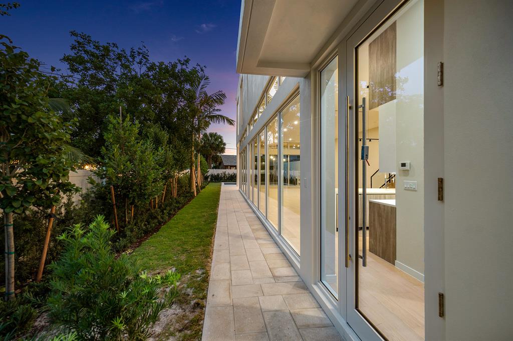 LA HACIENDA DELRAY - Residential