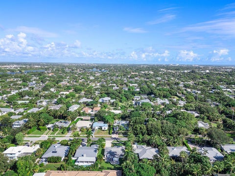 Tiny photo for 102 NW 12TH Street, Delray Beach, FL 33444 (MLS # B26088653)