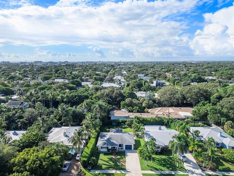 Tiny photo for 102 NW 12TH Street, Delray Beach, FL 33444 (MLS # B26088653)