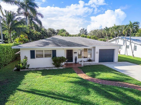 Tiny photo for 102 NW 12TH Street, Delray Beach, FL 33444 (MLS # B26088653)