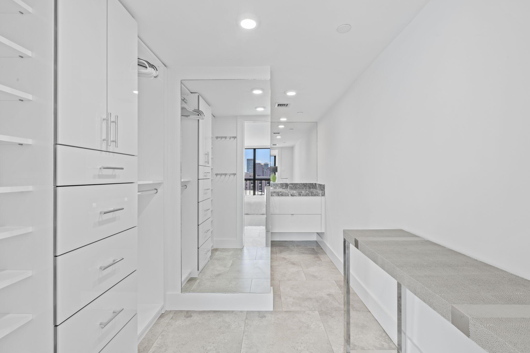 WATERVIEW TOWERS CONDO - Residential