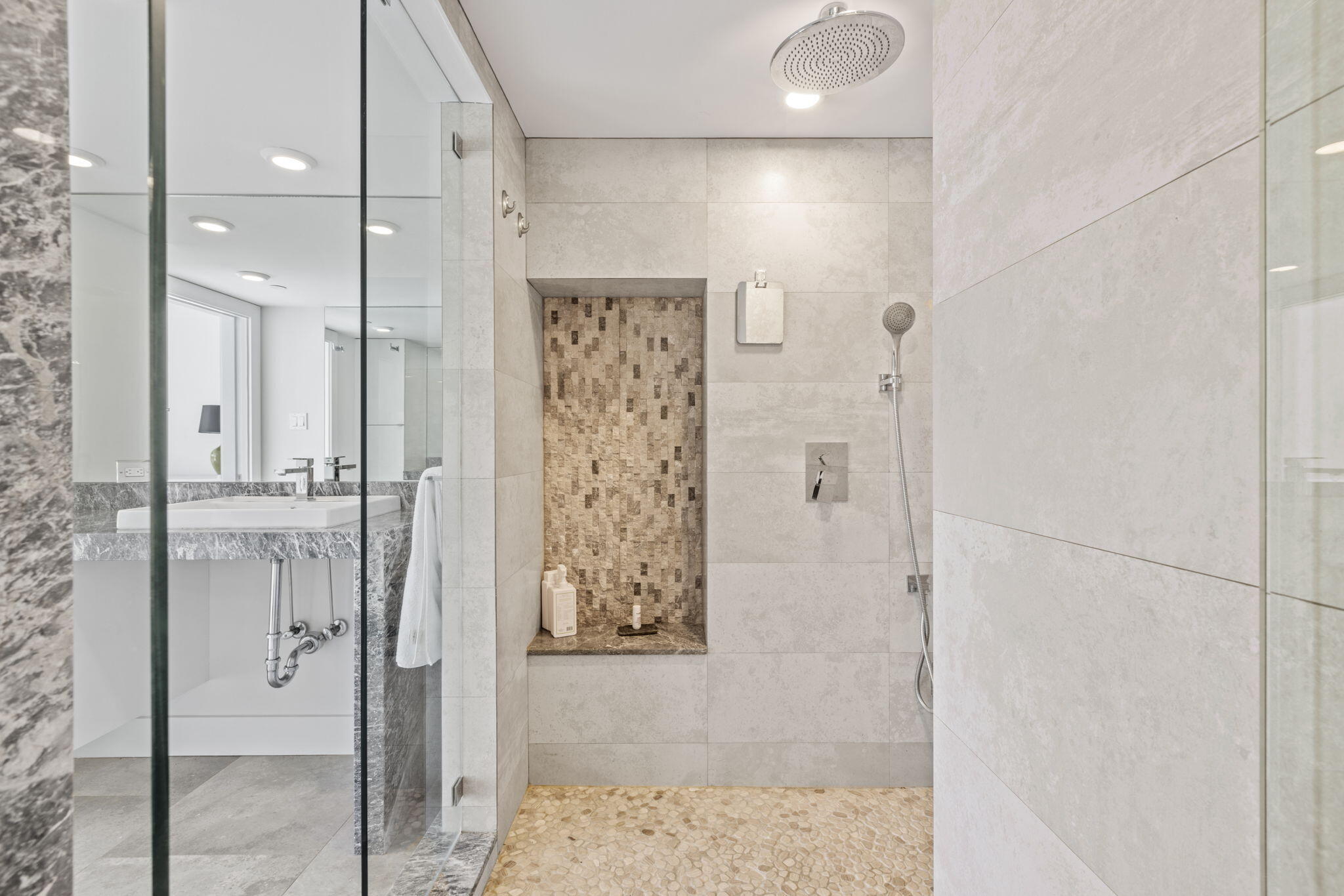 WATERVIEW TOWERS CONDO - Residential