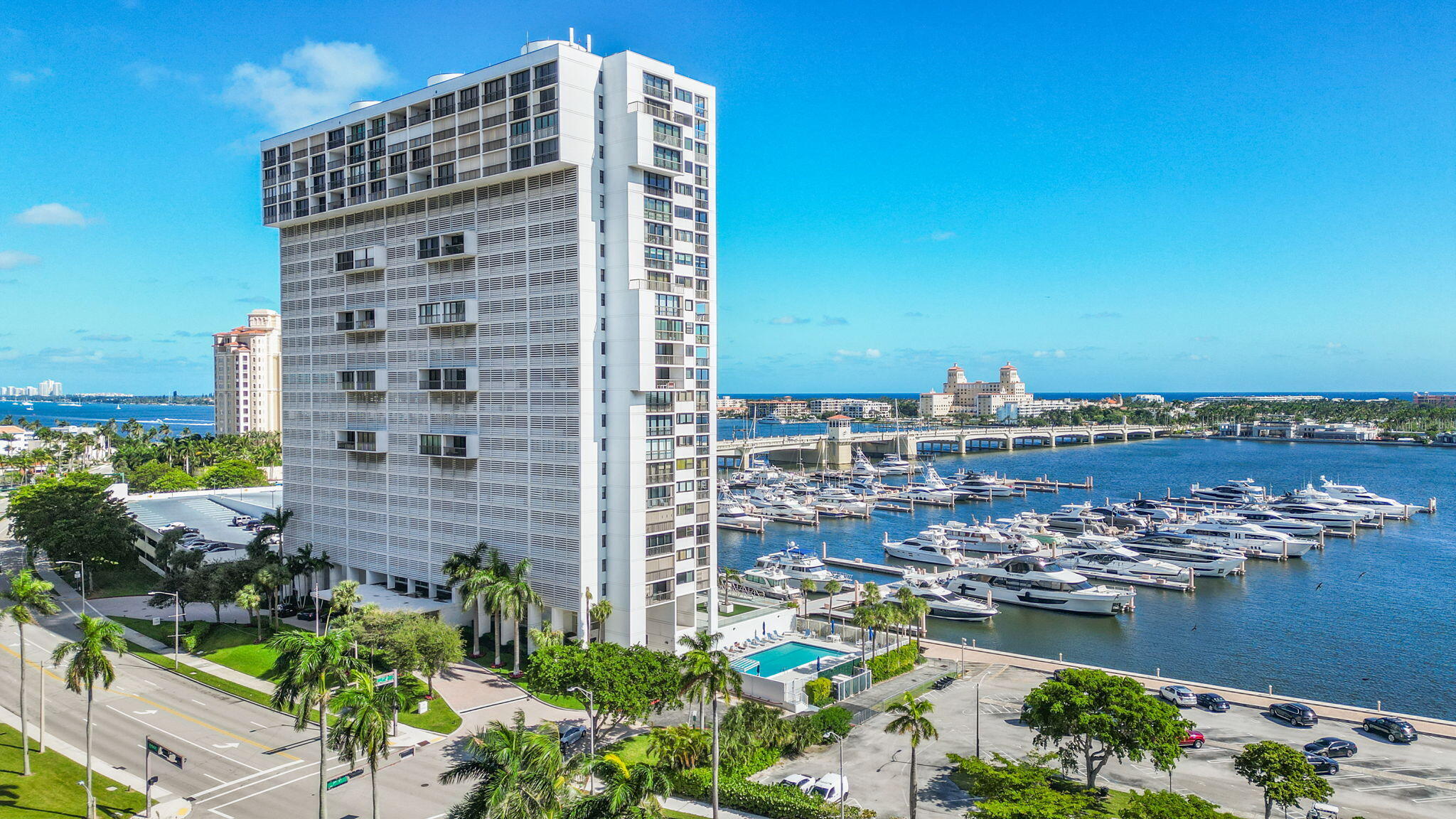 WATERVIEW TOWERS CONDO - Residential