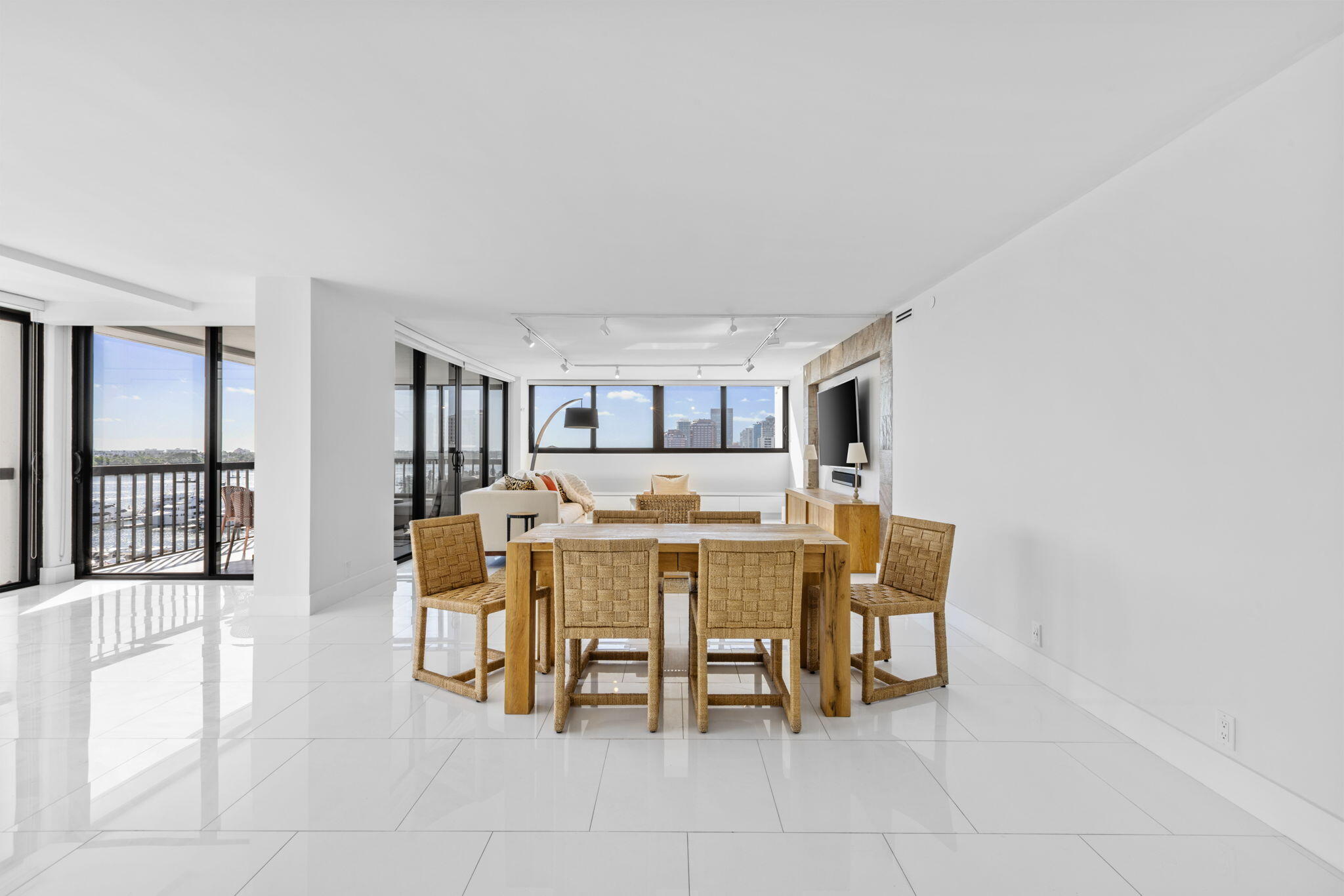 WATERVIEW TOWERS CONDO - Residential