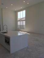 REGENTS SQUARE - Residential