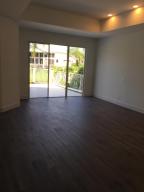 REGENTS SQUARE - Residential