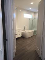 REGENTS SQUARE - Residential