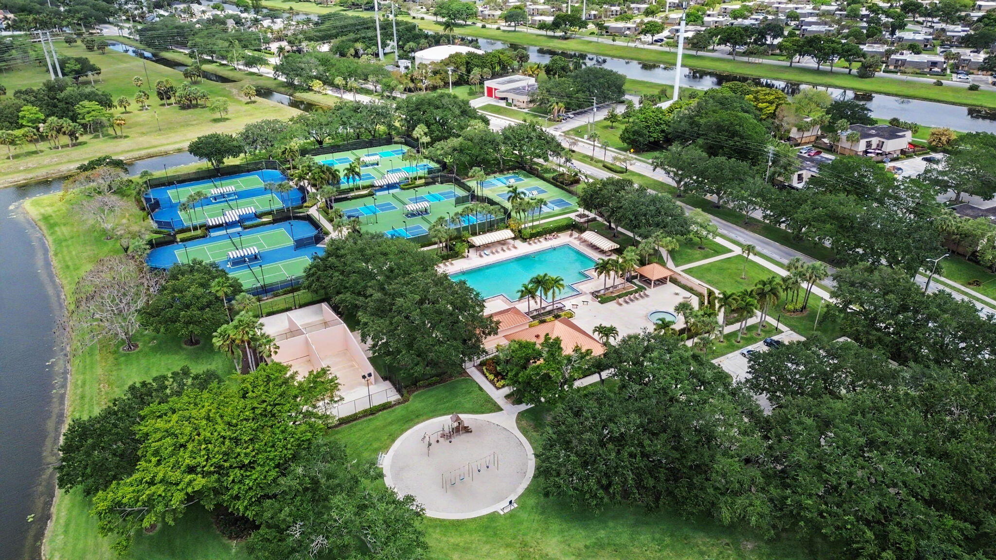 VILLAS OF BEAR LAKES ESTATES NORTH - Residential