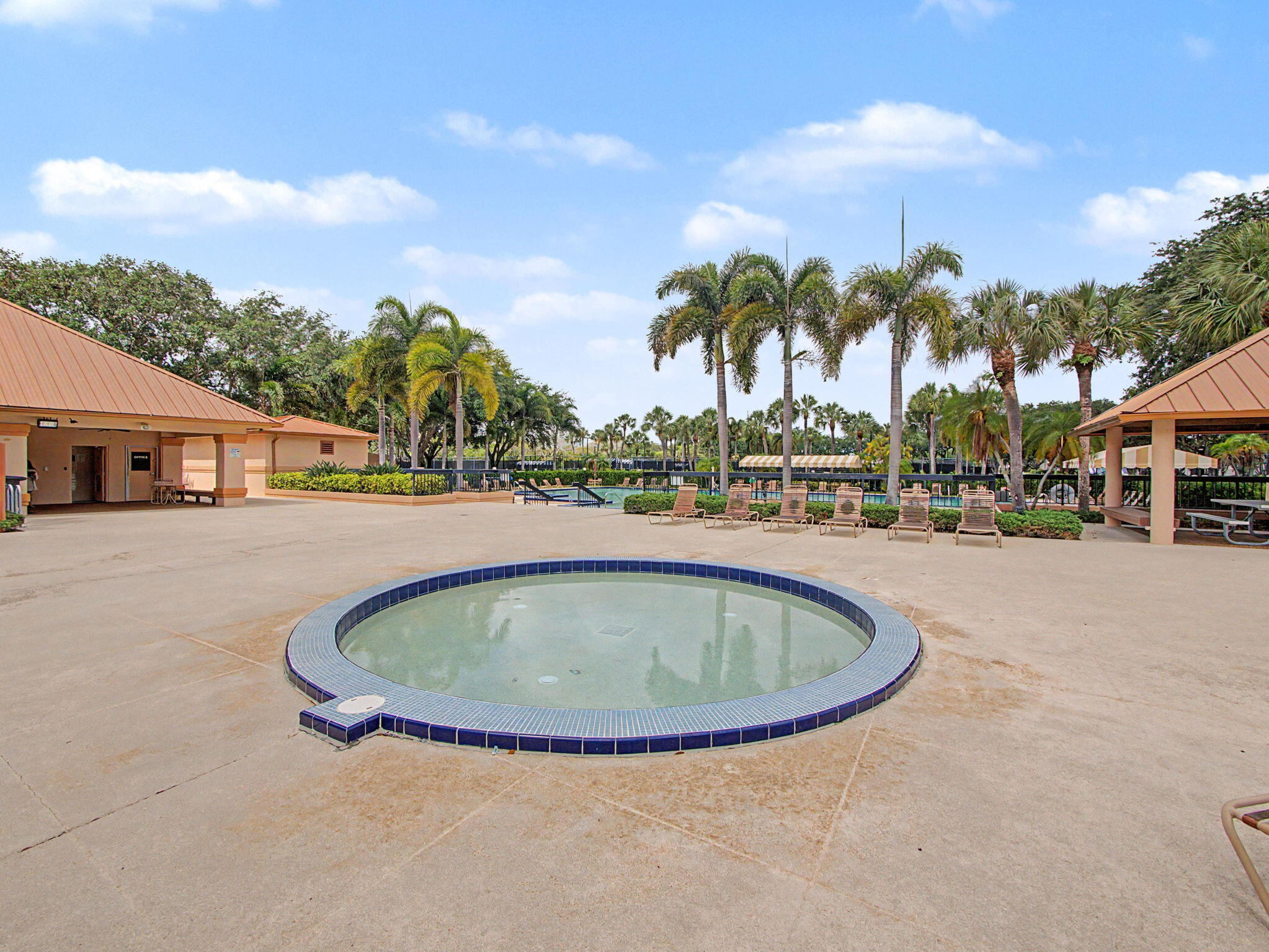 VILLAS OF BEAR LAKES ESTATES NORTH - Residential
