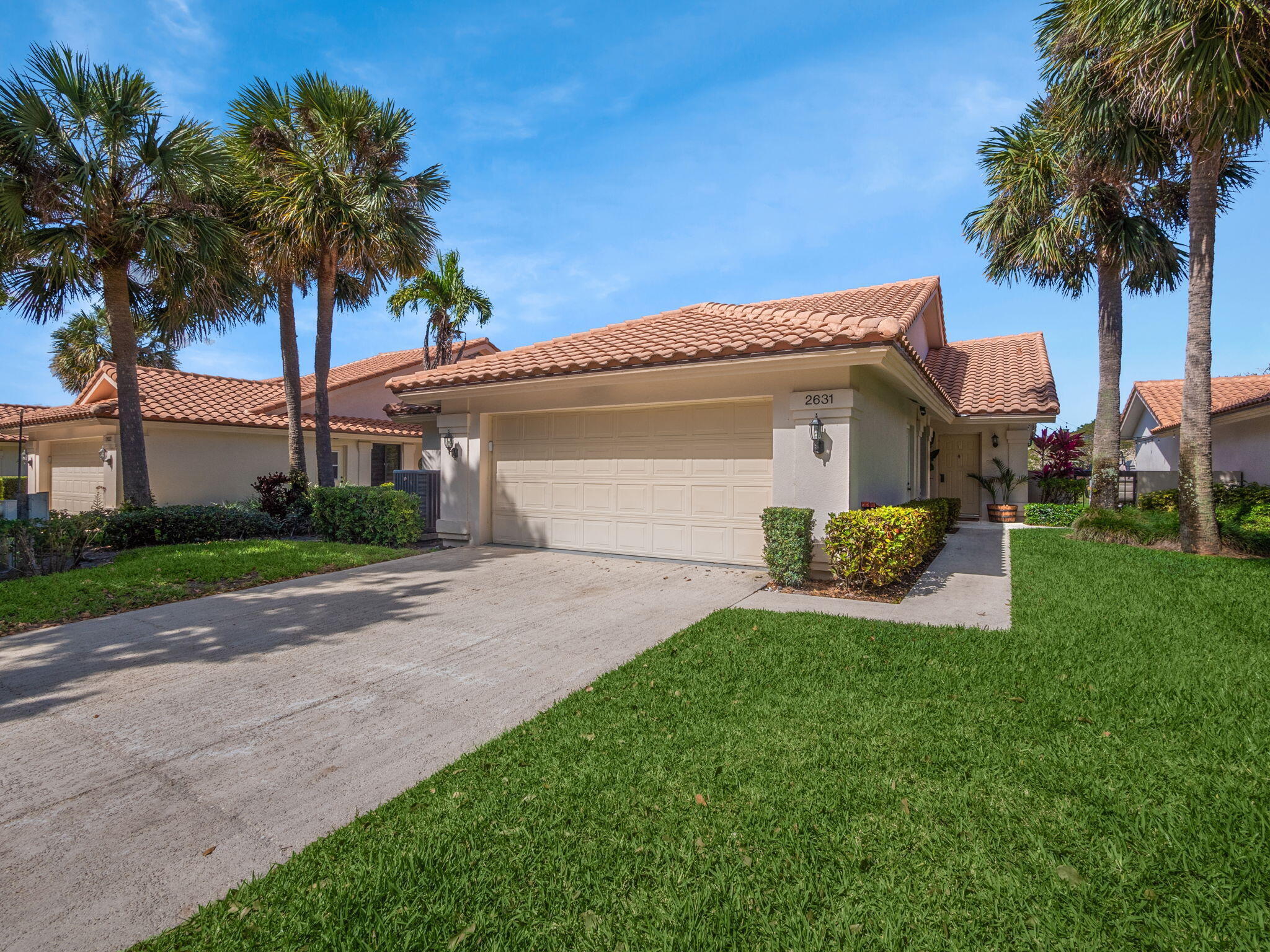 VILLAS OF BEAR LAKES ESTATES NORTH - Residential