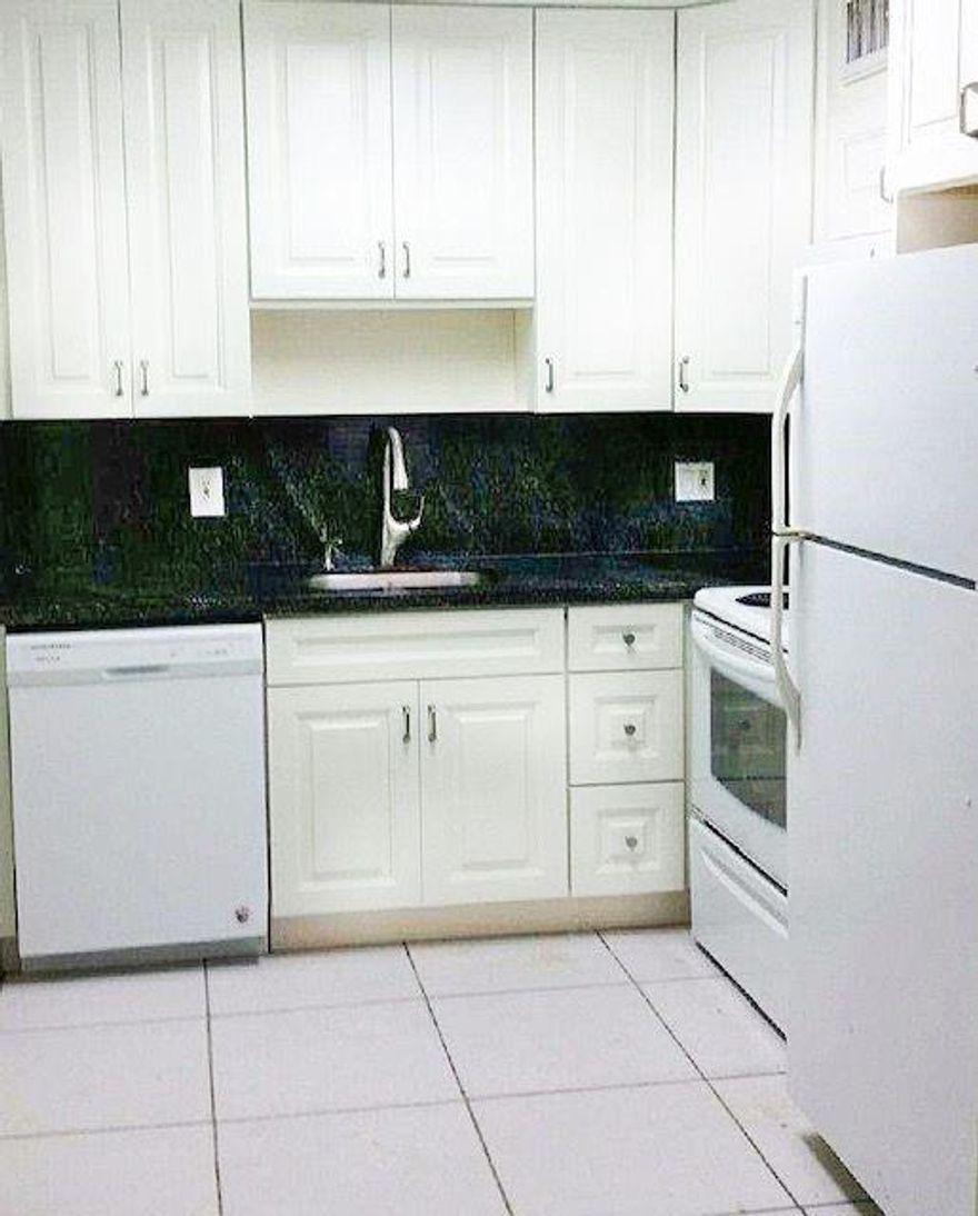 2/2 great unit for investors rented till 1/31/2026 for $1850 per month.