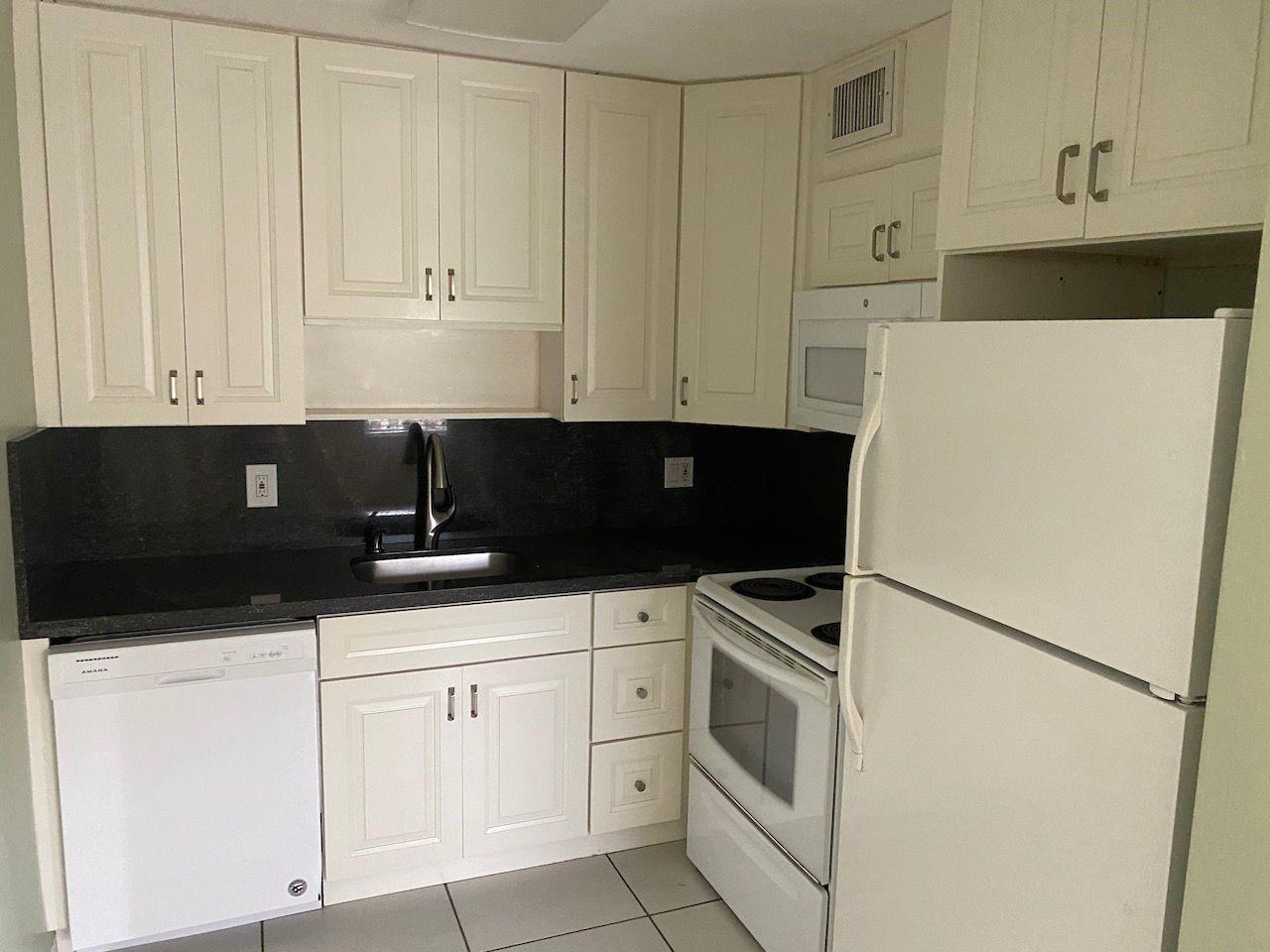 MARLBORO ESTATES - Residential