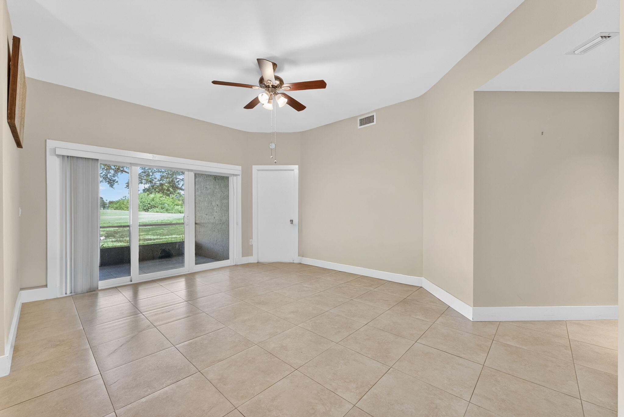 CALIFORNIA COURTS CONDO - Residential