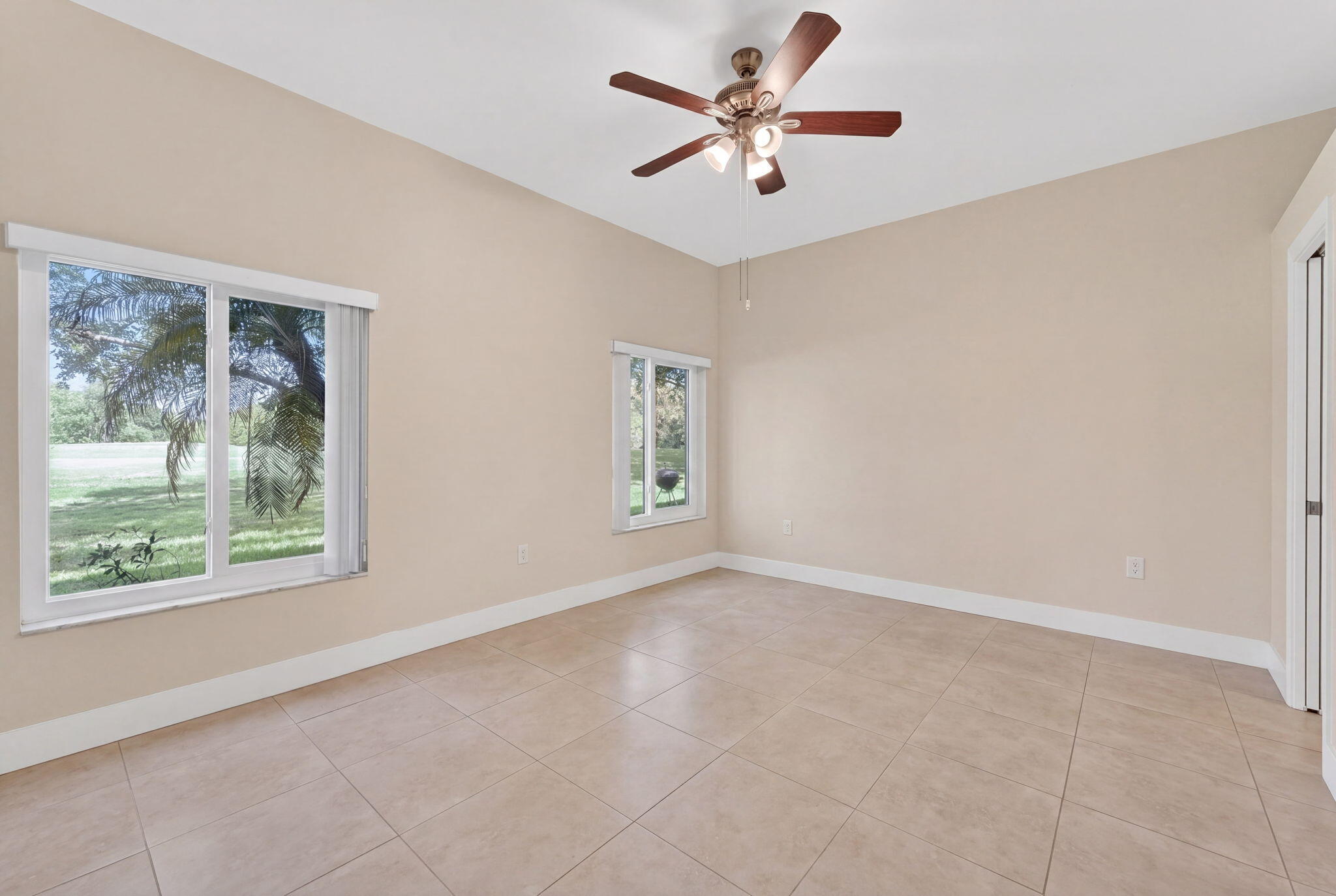 CALIFORNIA COURTS CONDO - Residential